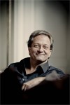 Gérard Korsten conducts Eberl, Hartmann, Schubert and Beethoven